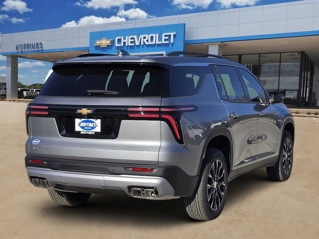 New 2026 Chevrolet Traverse LT SUV