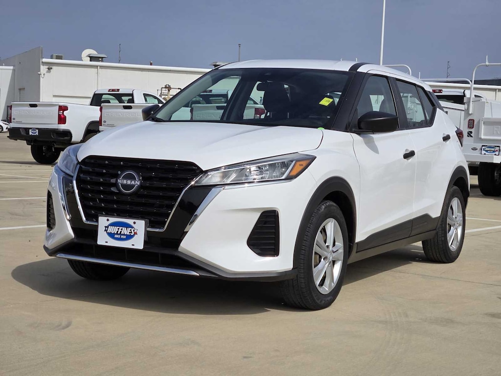 Used 2024 Nissan Kicks S