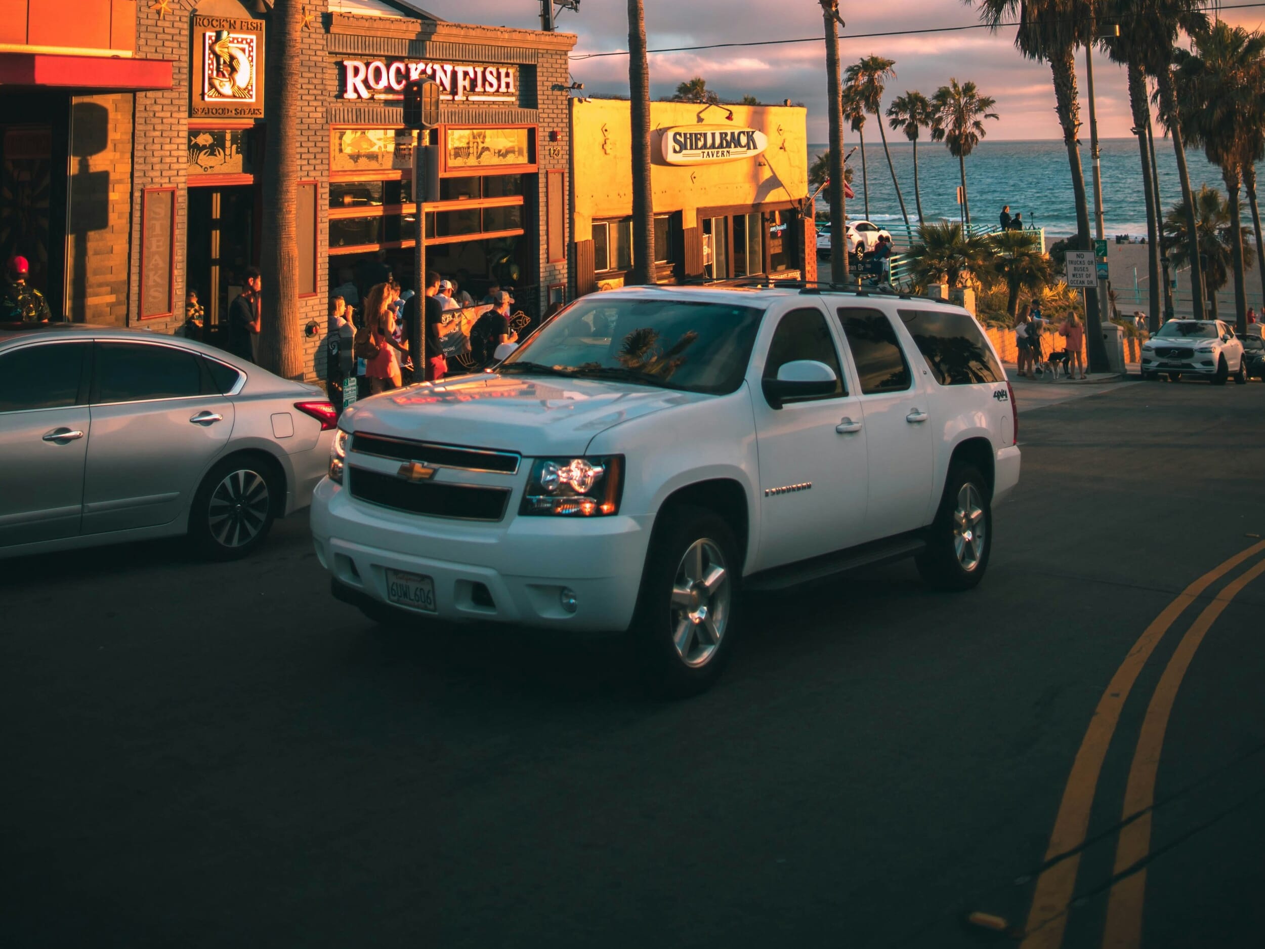 roberto-nickson-yt5ddpLFS7Y-unsplash-2500x1875.jpg