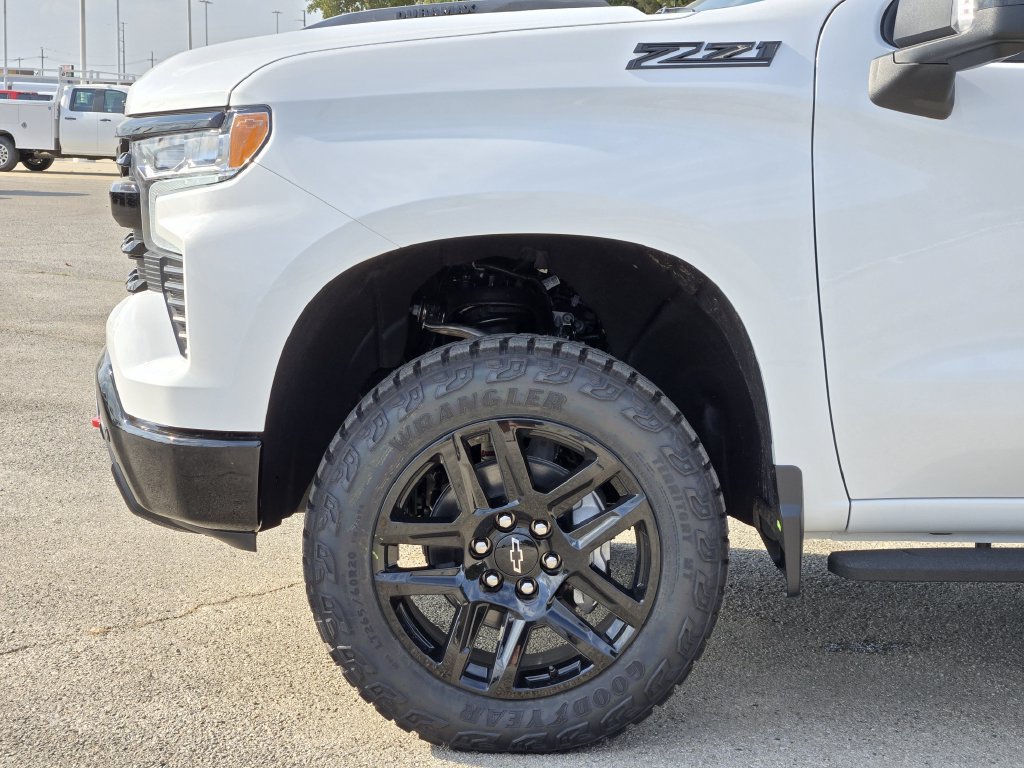 2026 Chevrolet Silverado 1500 LT Trail Boss - Photo 6