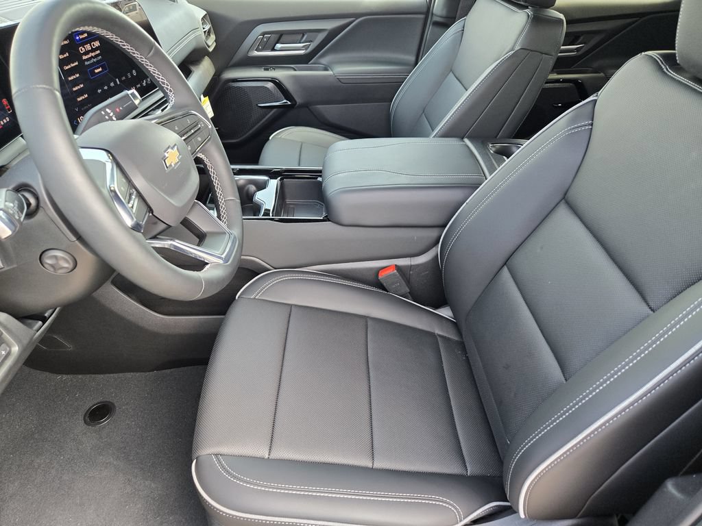 2026 Chevrolet Silverado EV LT - Photo 10
