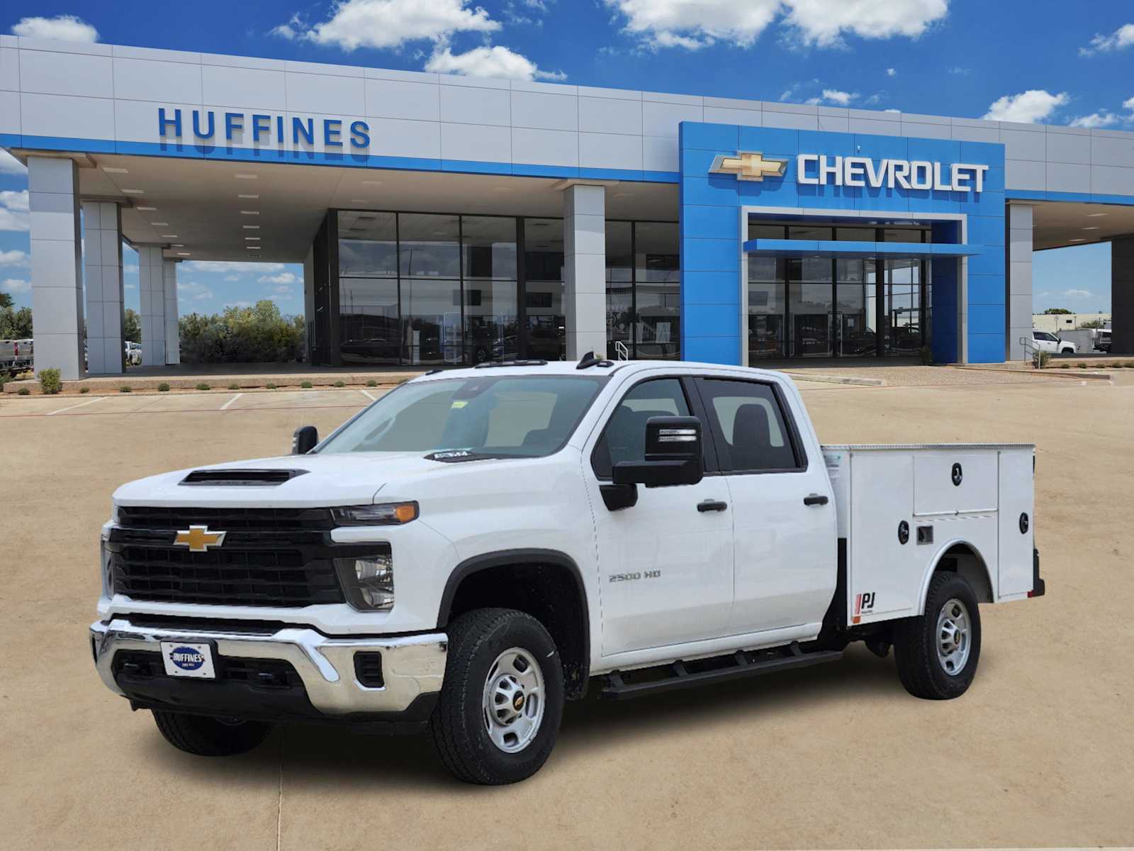 2024 Chevrolet Silverado 2500HD photo 2