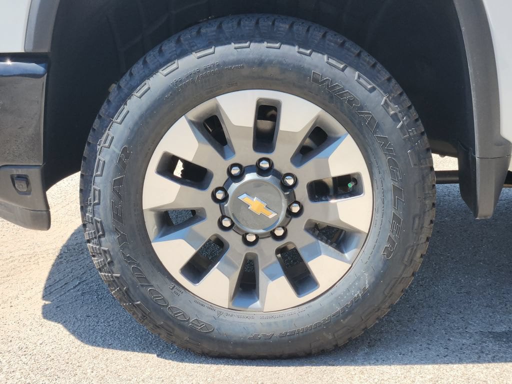 2026 Chevrolet Silverado 2500 HD Custom - Photo 8