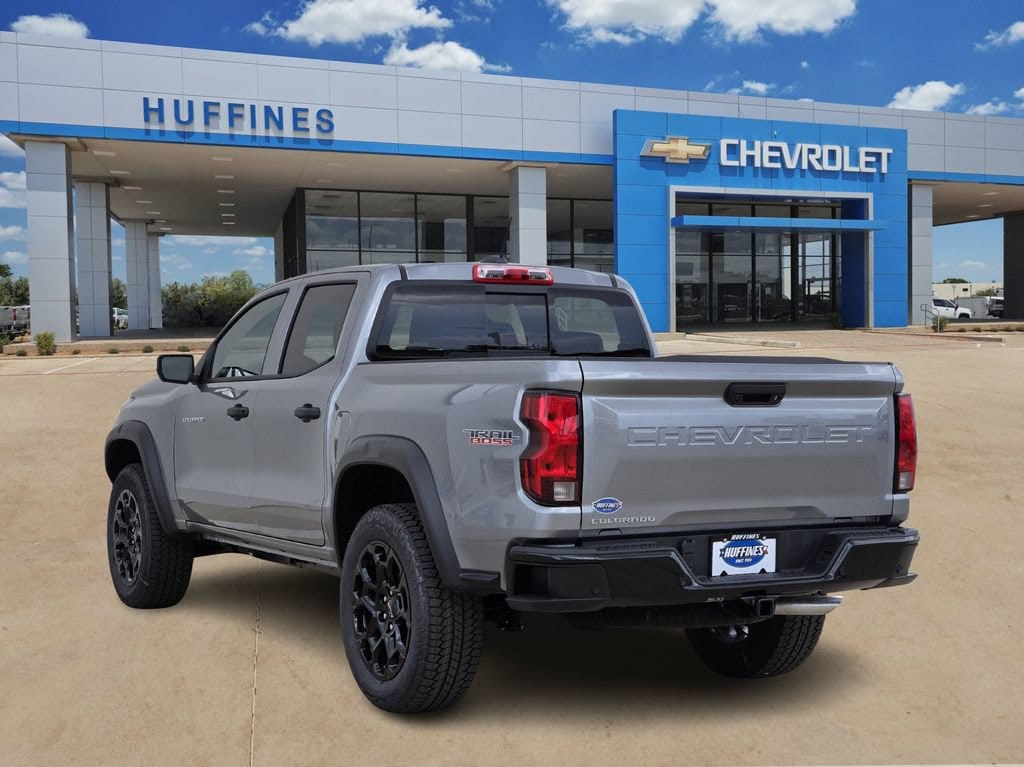 2026 Chevrolet Colorado Trail Boss - Photo 4
