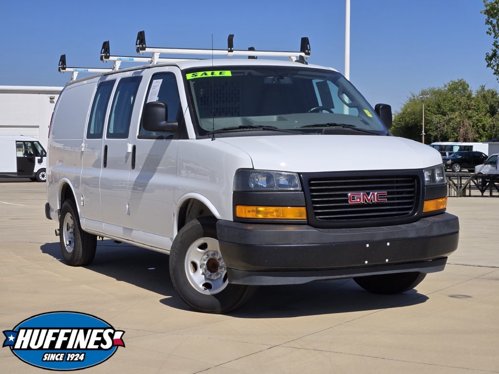 2023 GMC Savana Cargo Van