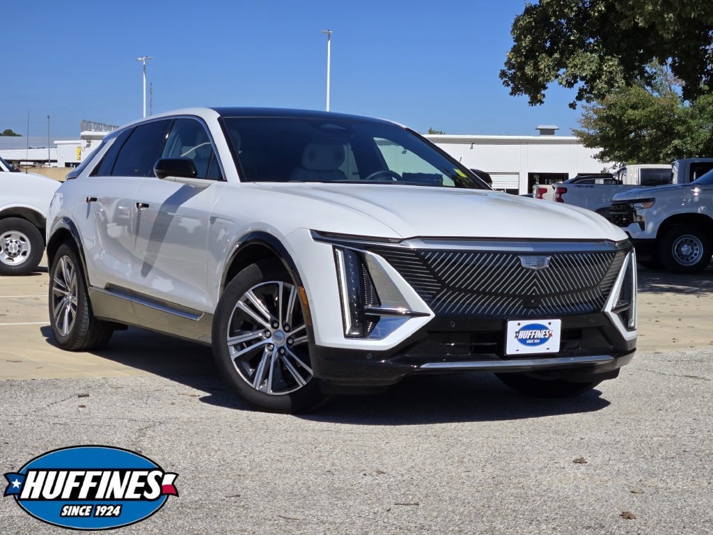 Used 2024 Cadillac LYRIQ Luxury 2 with VIN 1GYKPRRK5RZ129271 for sale in Lewisville, TX