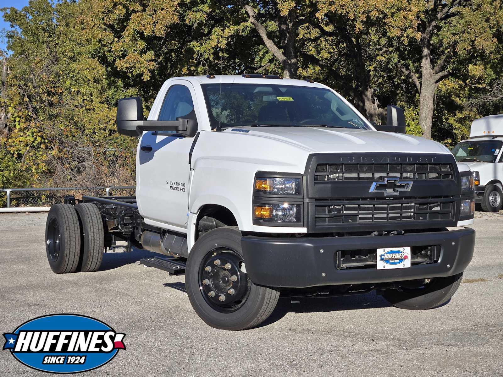 2024 Chevrolet Silverado 4500 Medium Duty Chassis Cab Work Truck's photo