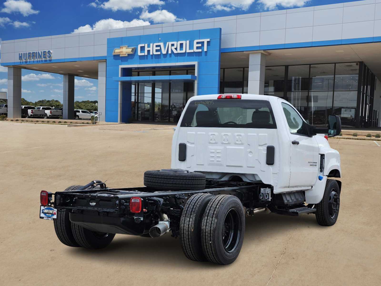 2024 Chevrolet Silverado 5500HD Work Truck photo 4