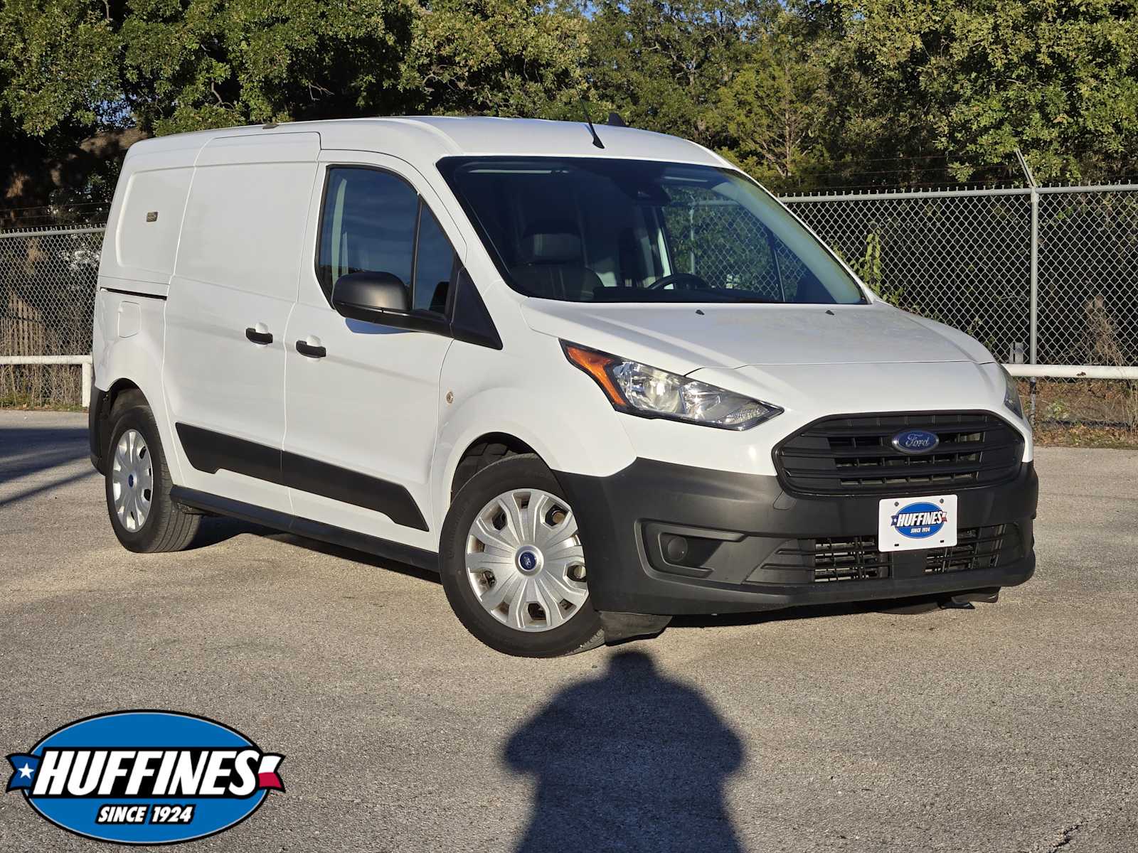 2022 Ford Transit Connect XL's photo