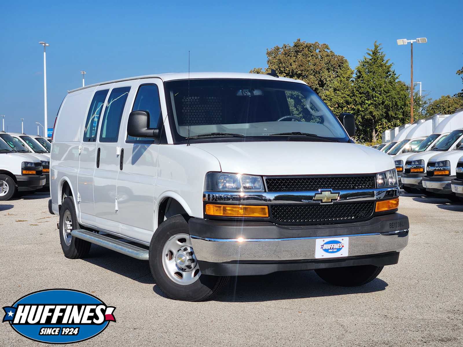 2024 Chevrolet Express Cargo Work Van's photo