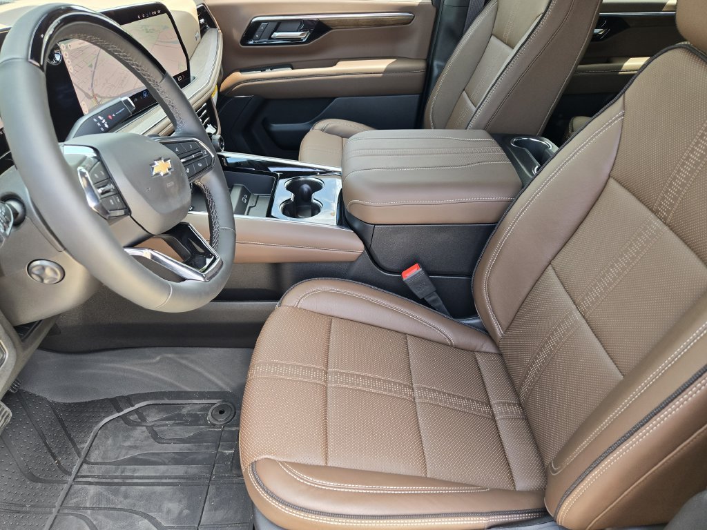 2026 Chevrolet Suburban High Country - Photo 11