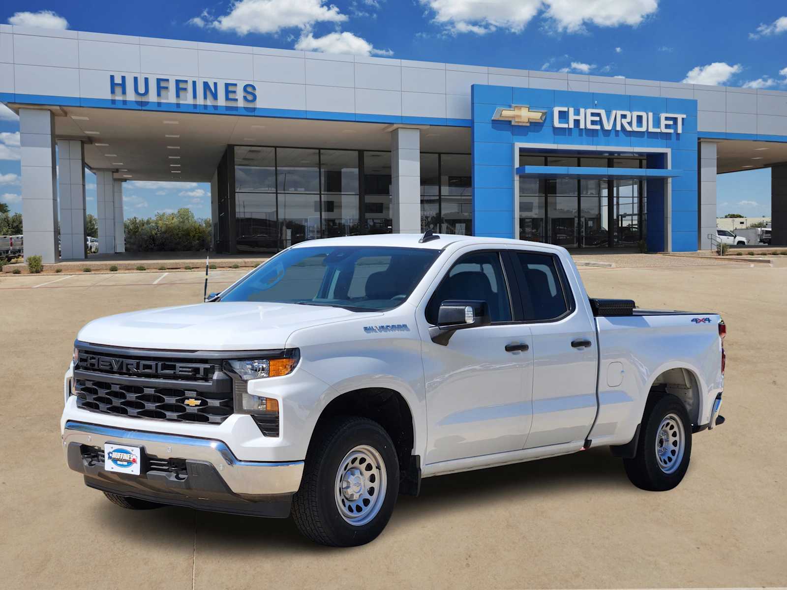 2024 Chevrolet Silverado 1500 photo 2