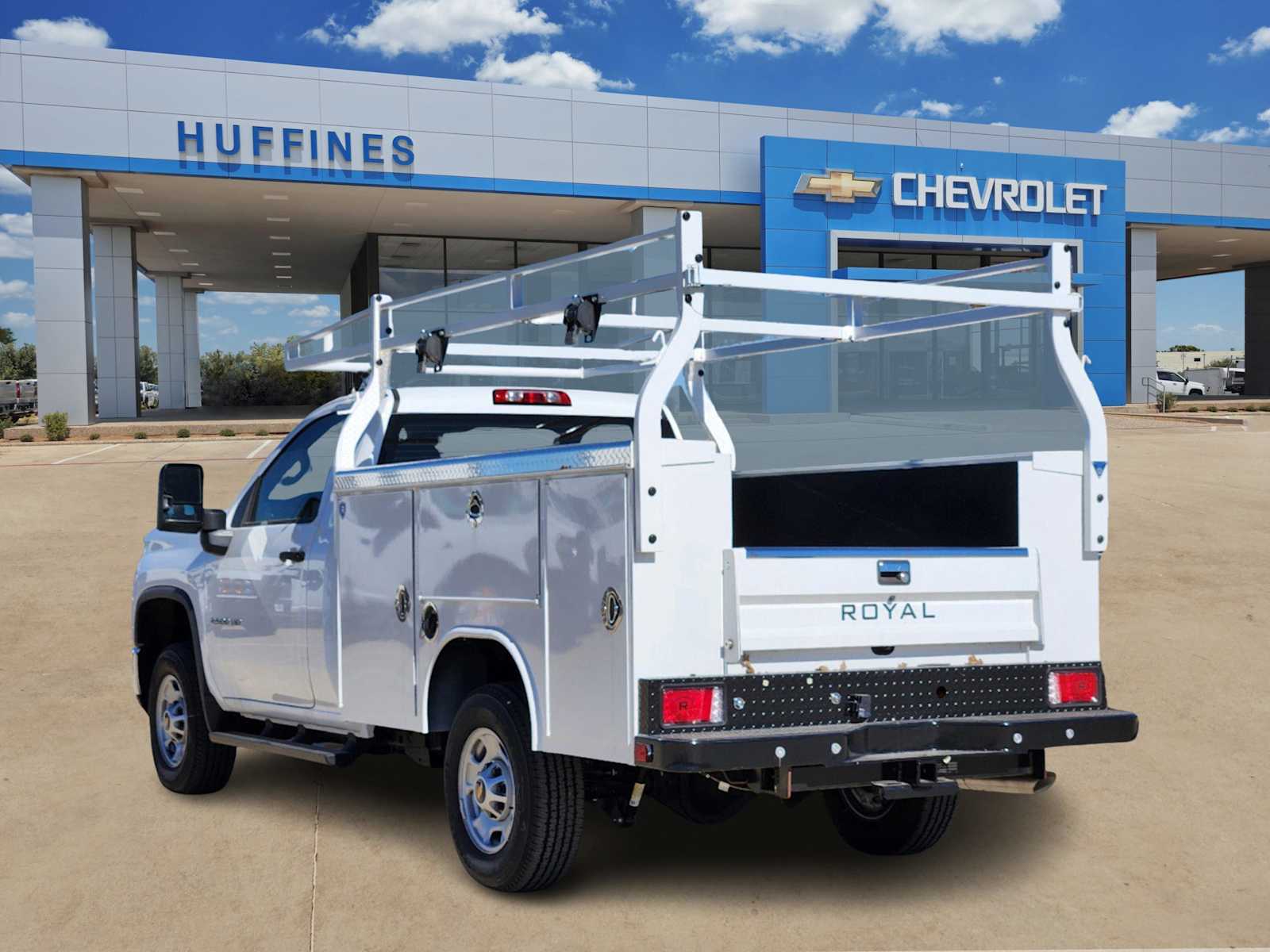 2024 Chevrolet Silverado 2500HD photo 3