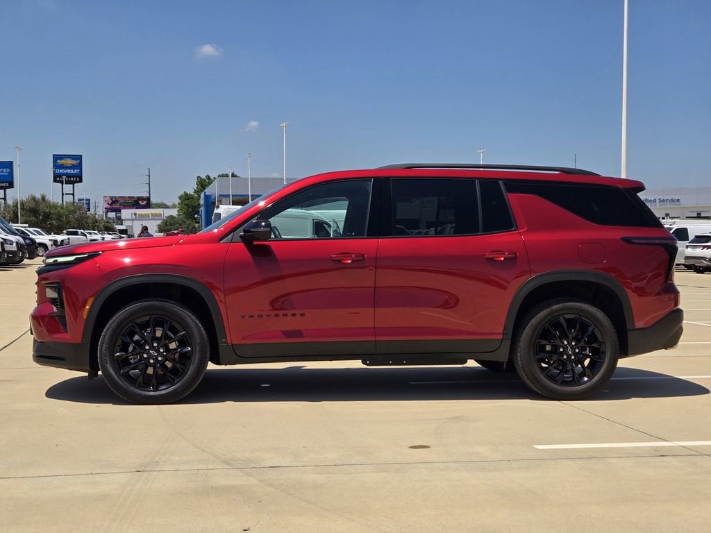 Used 2024 Chevrolet Traverse LT SUV