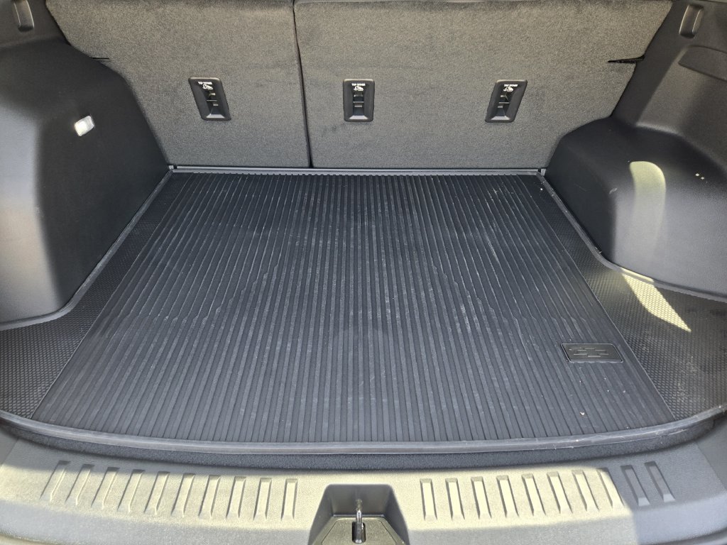 2027 Chevrolet Equinox LT - Photo 23