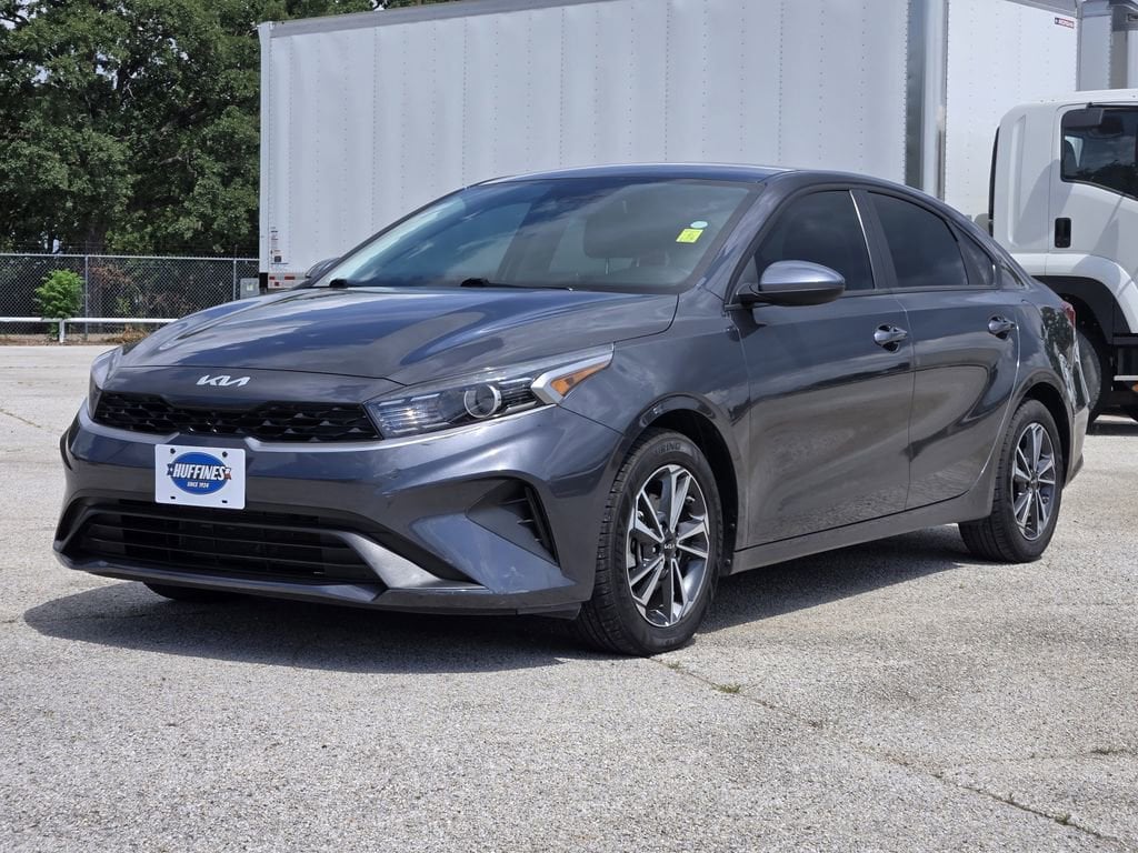 Used 2024 Kia Forte LXS
