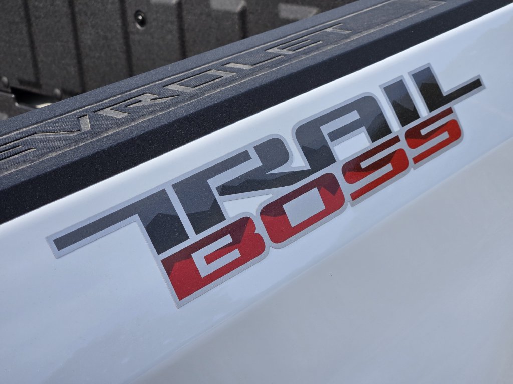 2026 Chevrolet Silverado 1500 LT Trail Boss - Photo 8