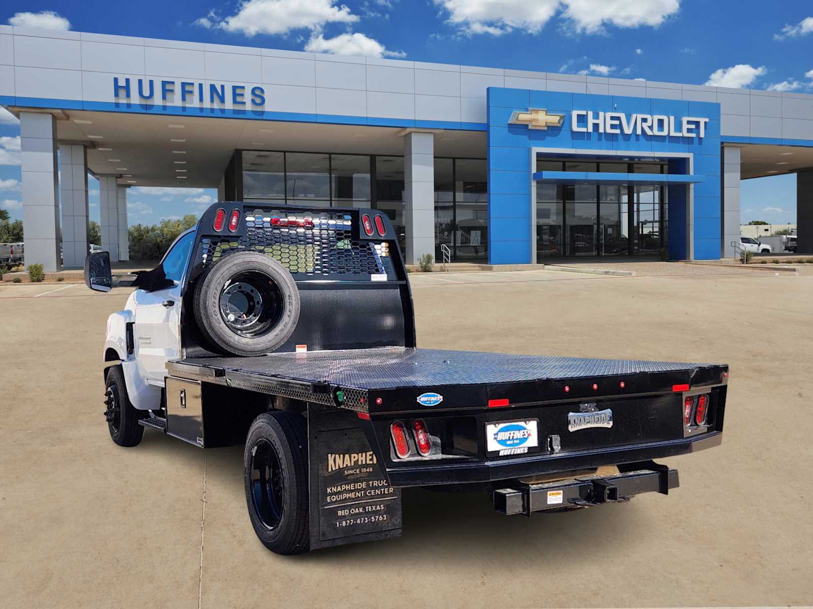 2024 Chevrolet Silverado 5500HD Work Truck photo 3