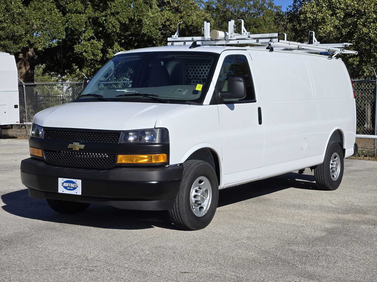 2025 Chevrolet Express Cargo 2500 Van photo 3