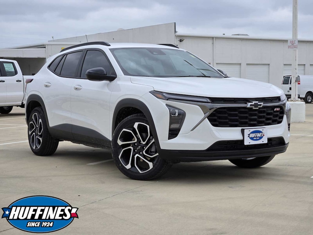 Used 2025 Chevrolet Trax 2RS SUV