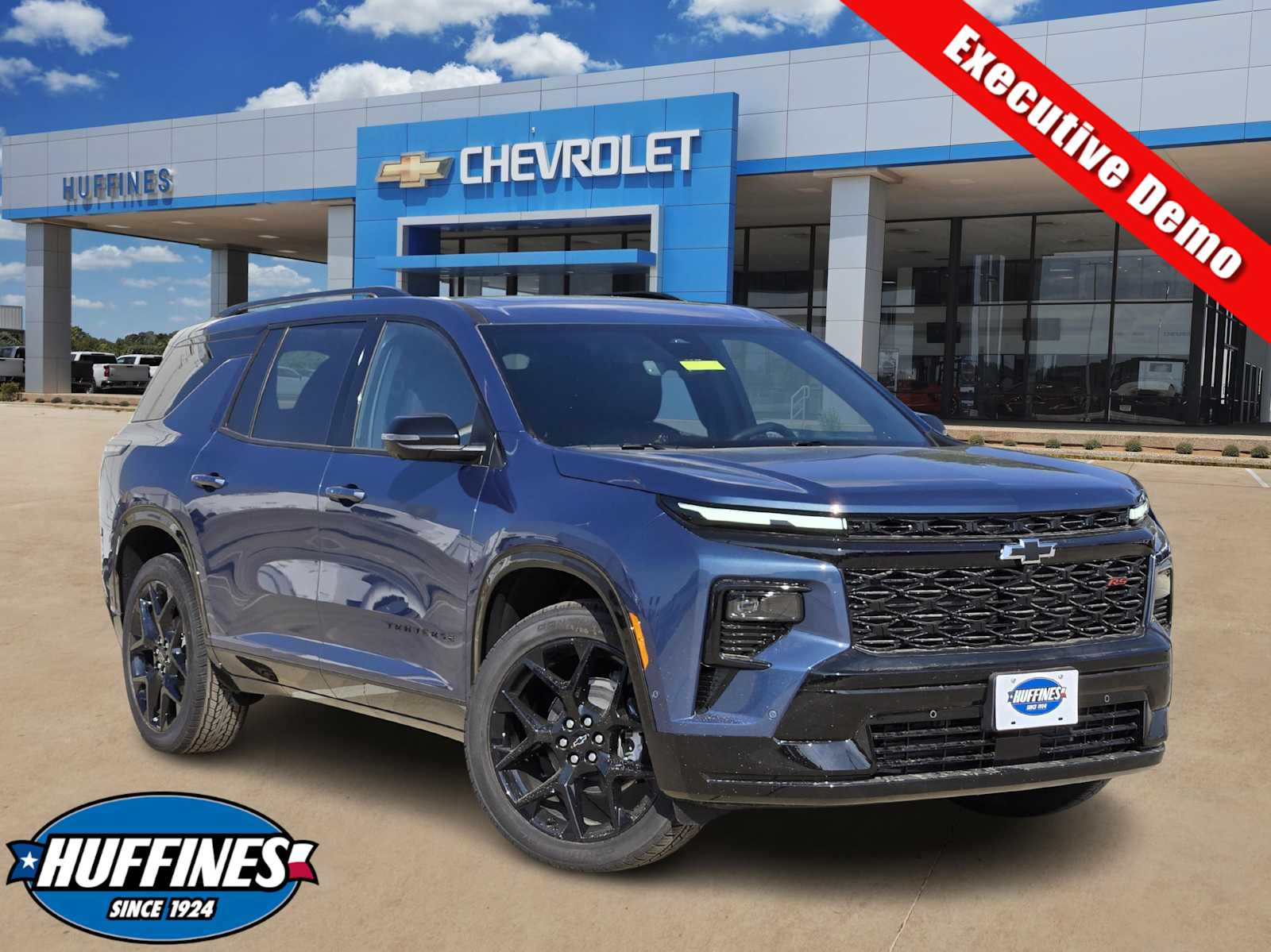 2026 Chevrolet Traverse RS's photo