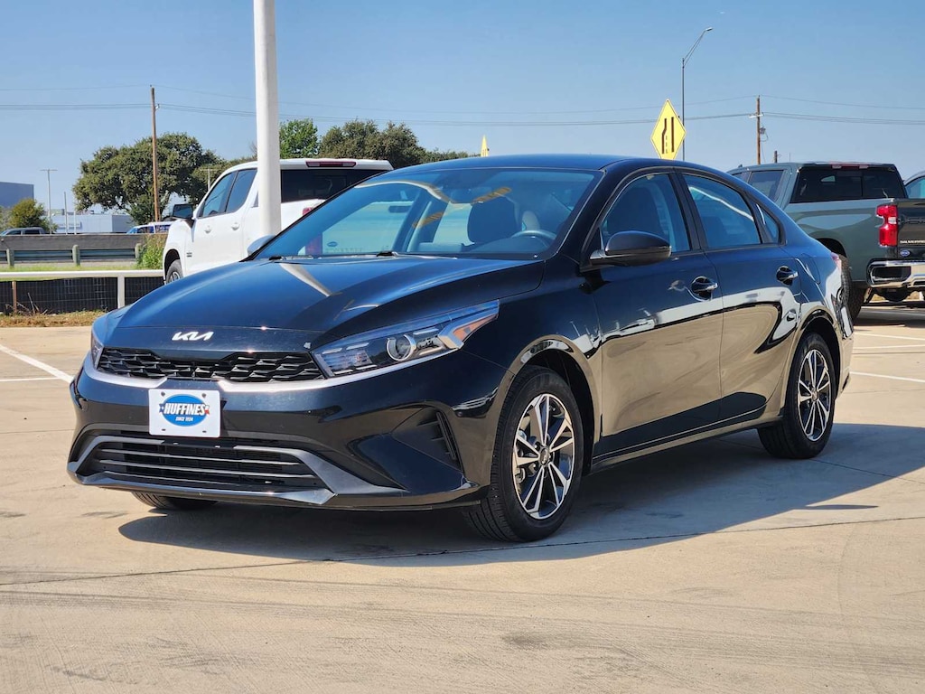 Used 2024 Kia Forte LXS