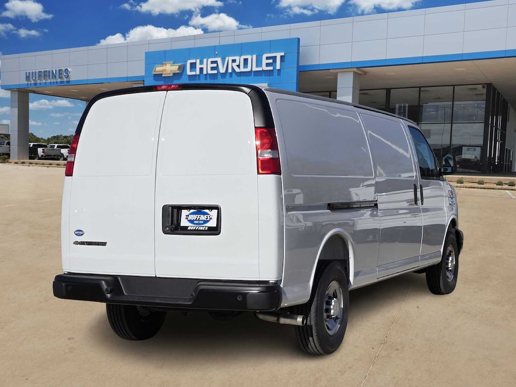 New 2026 Chevrolet Express Cargo 2500 1WT Van