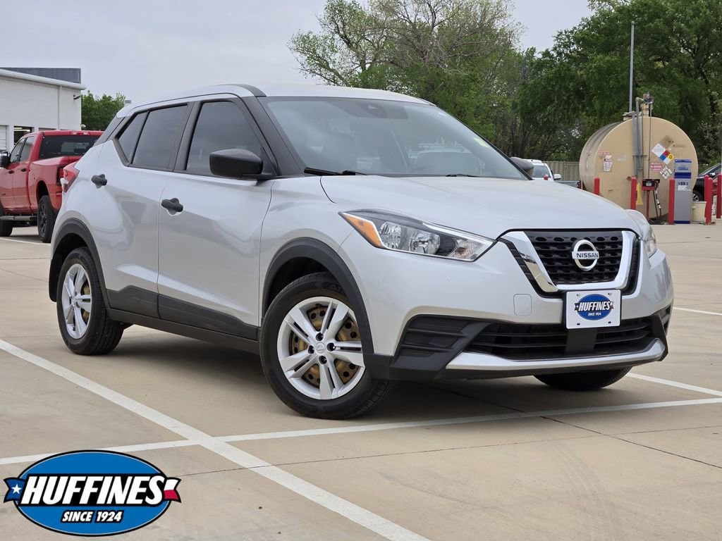 2020 Nissan Kicks S
