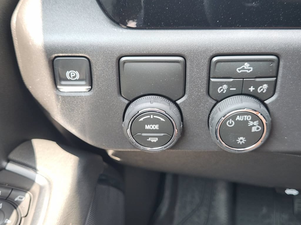 2026 Chevrolet Silverado 1500 LT - Photo 17