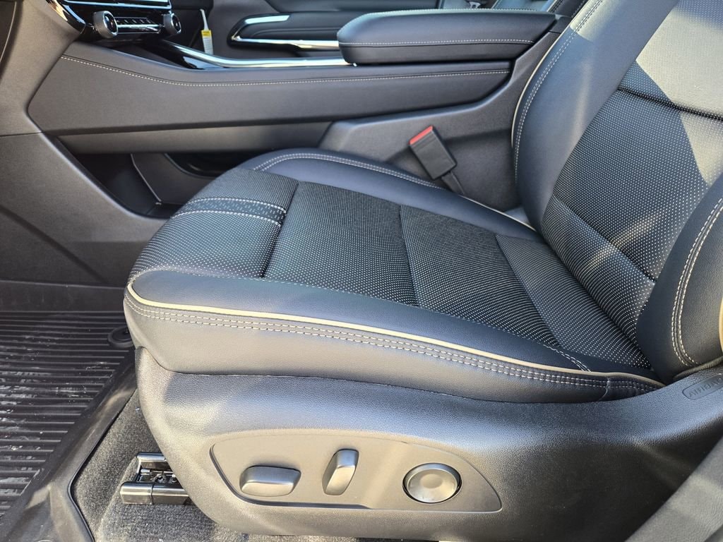 2026 Chevrolet Traverse High Country - Photo 20