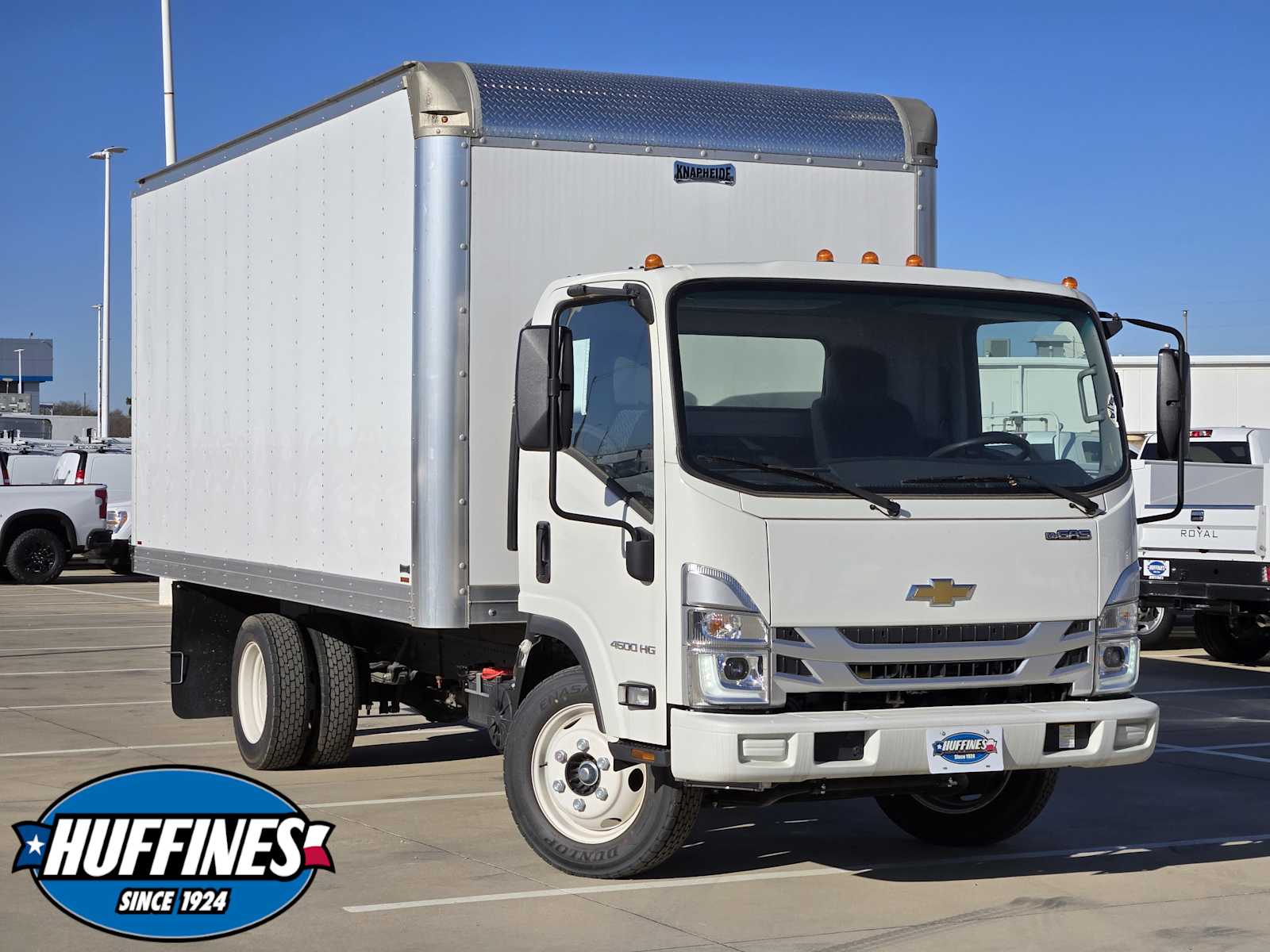 2024 Chevrolet Low Cab Forward Base's photo