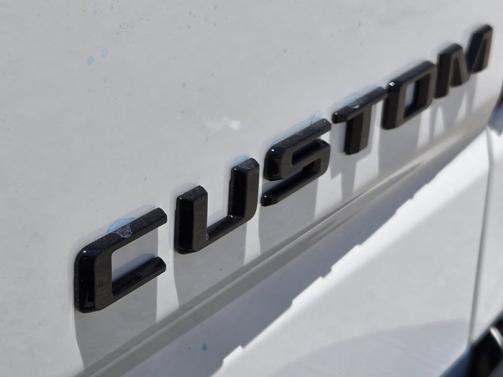 2026 Chevrolet Silverado 1500 Custom - Photo 8