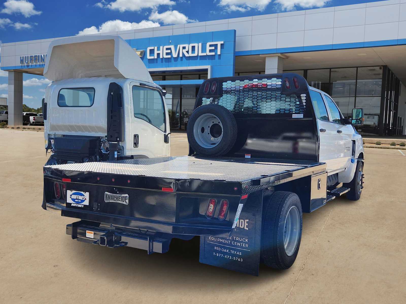2024 Chevrolet Silverado 5500HD Work Truck photo 4