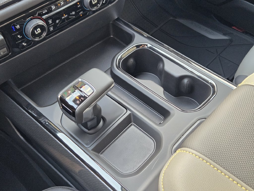 2026 Chevrolet Silverado 1500 ZR2 - Photo 17
