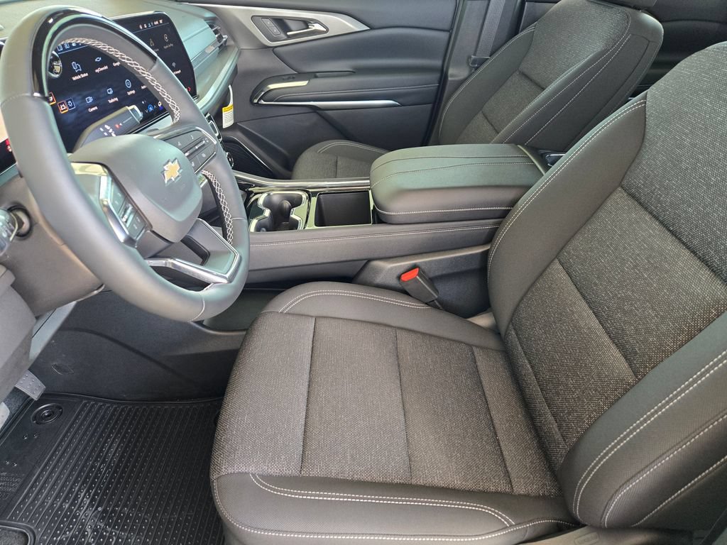 2026 Chevrolet Traverse LT - Photo 10