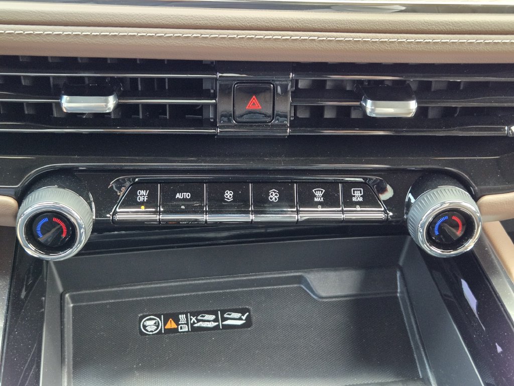2026 Chevrolet Suburban High Country - Photo 16