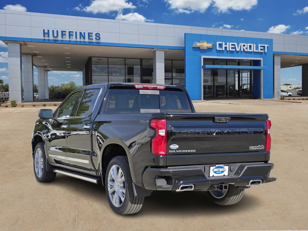 New 2026 Chevrolet Silverado 1500 High Country Truck Crew Cab
