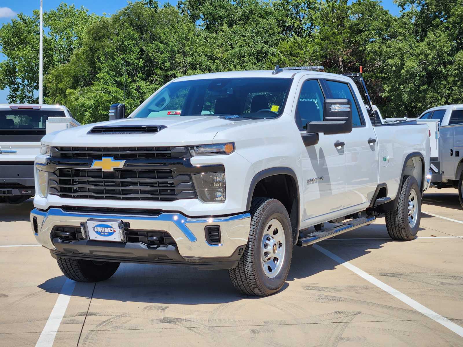 2024 Chevrolet Silverado 3500HD photo 3
