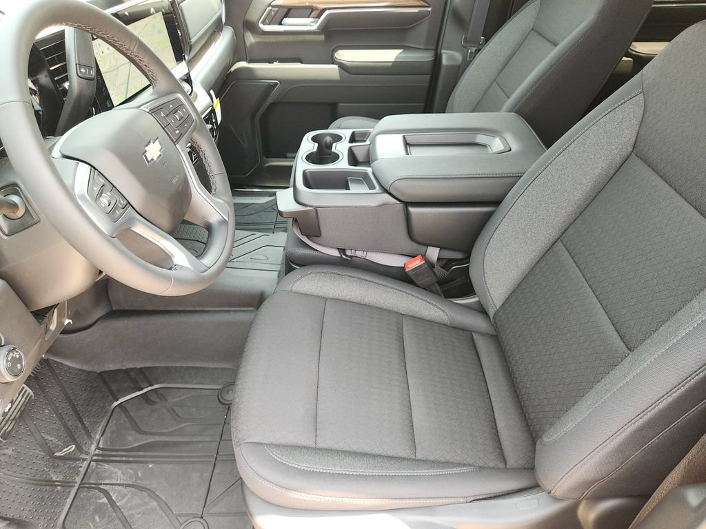 2026 Chevrolet Silverado 1500 LT - Photo 10