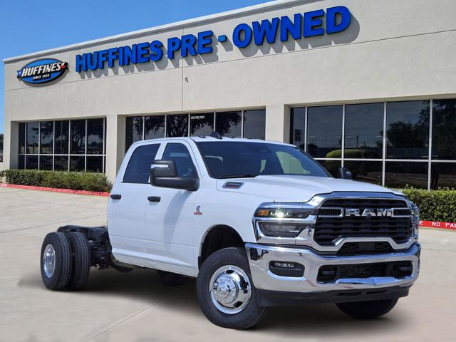 2026 RAM 3500 Tradesman Crew Cab's photo