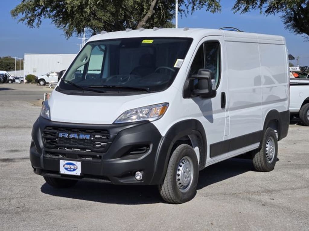 New 2026 Ram ProMaster PROMASTER 1500 TRADESMAN CARGO VAN LOW ROOF 118' W Cargo Van