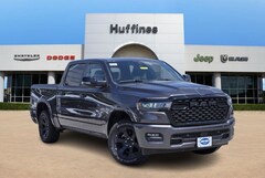 2025 Ram 1500 BIG HORN CREW CAB 4X4 5'7 BOX Pickup