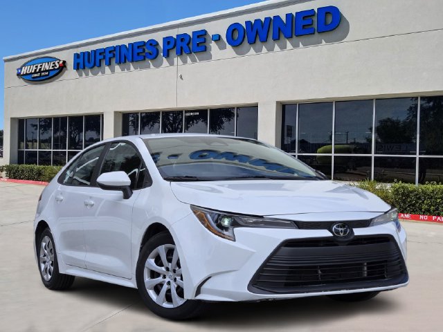 2025 Toyota Corolla LE Sedan