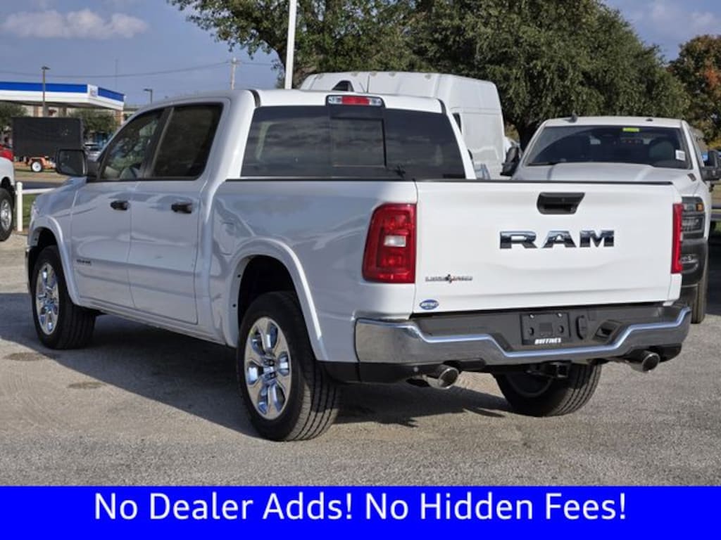 New 2026 Ram 1500 LONE STAR CREW CAB 4X2 5'7 BOX Pickup