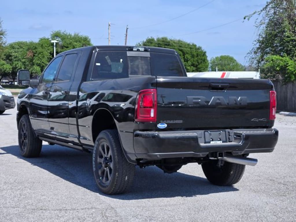New 2026 Ram 2500 LARAMIE MEGA CAB 4X4 6'4 BOX Pickup