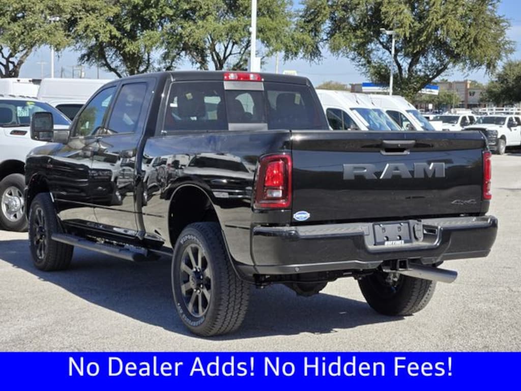 New 2026 Ram 2500 BLACK EXPRESS CREW CAB 4X4 6'4 BOX Pickup