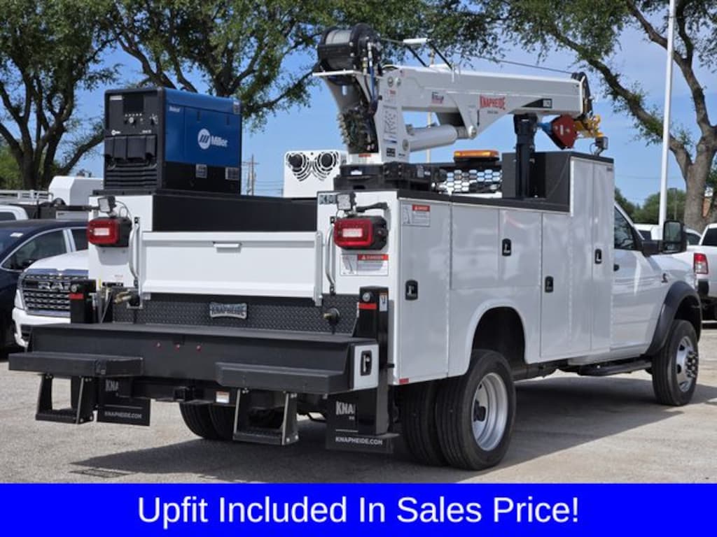 New 2024 Ram 5500 Chassis Cab TRADESMAN REGULAR 4X2 84' CA Pickup