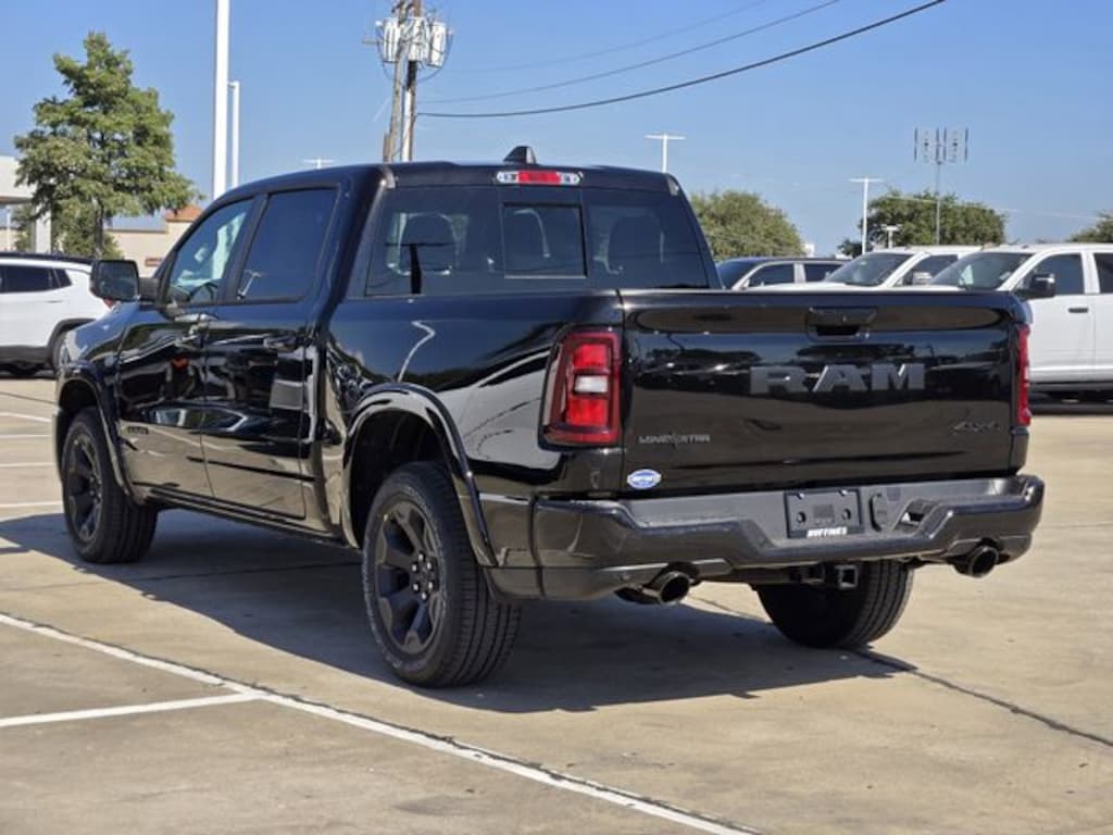 New 2026 Ram 1500 LONE STAR CREW CAB 4X4 5'7 BOX Pickup