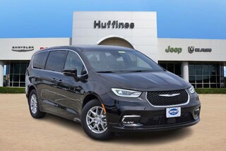 2026 Chrysler Pacifica SELECT Passenger Van