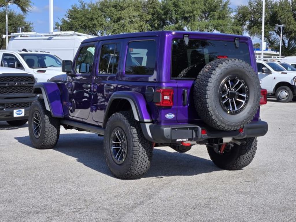 New 2026 Jeep Wrangler 4-DOOR RUBICON X Sport Utility